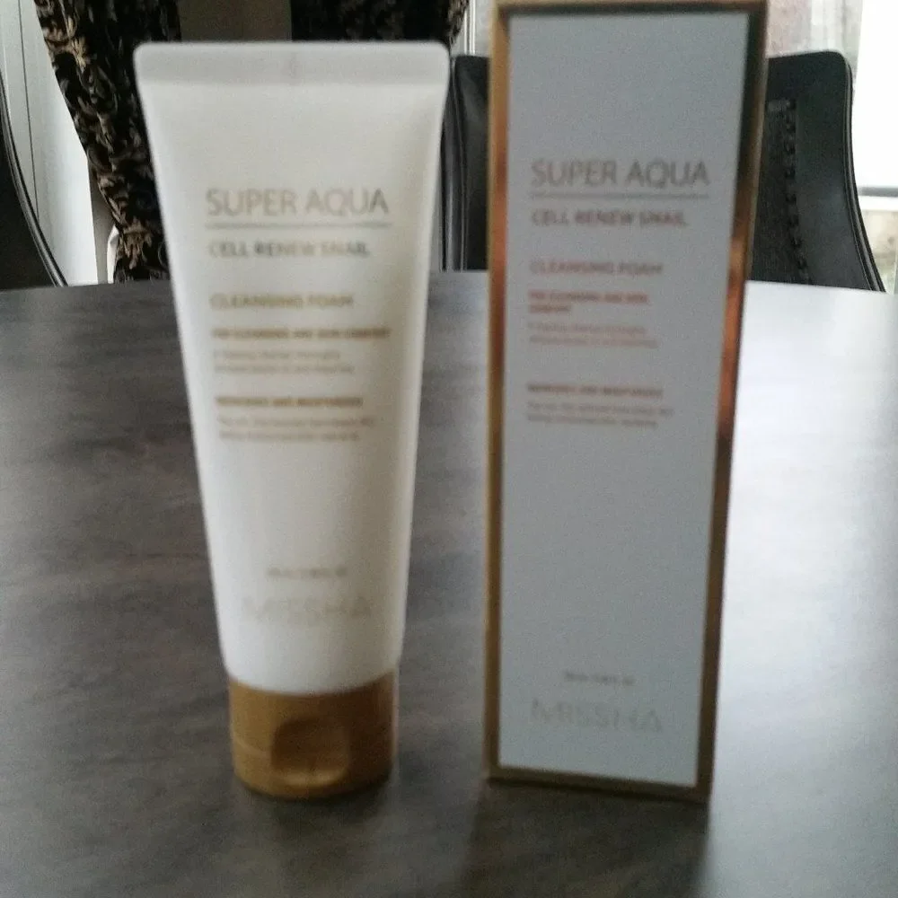 NIB MISSHA Super Aqua Cleansing Foam